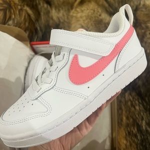White/coral Nike kids sneakers size 1 ***New w/box